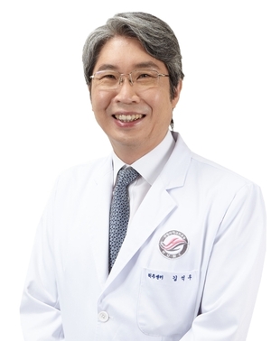 한림대성심병원 김석우 교수, 세계 최고 권위 미국척추학회 ISASS 회장 선출